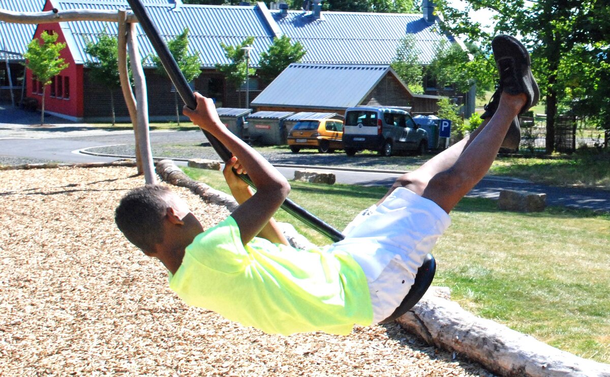 210604 Seilrutsche cut hell