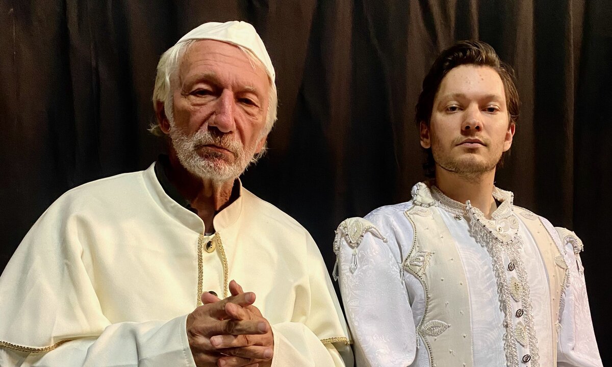 büchbühn_okt5_arentinoz