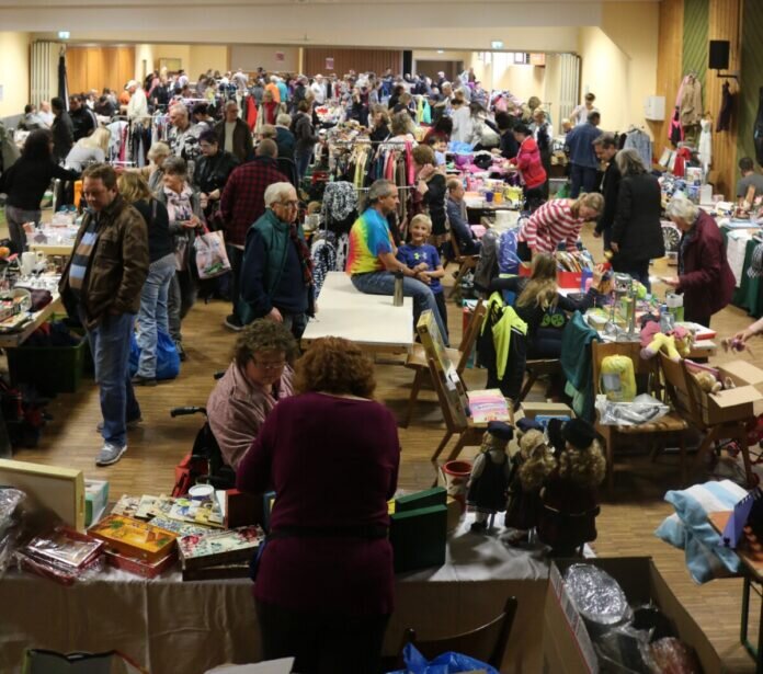 Hallenflohmarkt_SKV Nauheim