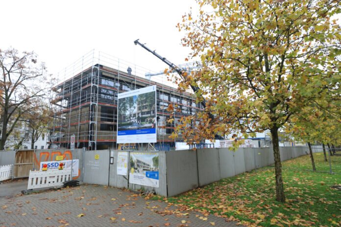 Ber veröffentlichung ist das Bild mit"Foto: Arthur Schönbein" zu Zeichnen.