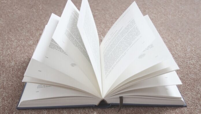 a-book-gdd6327a82_1920