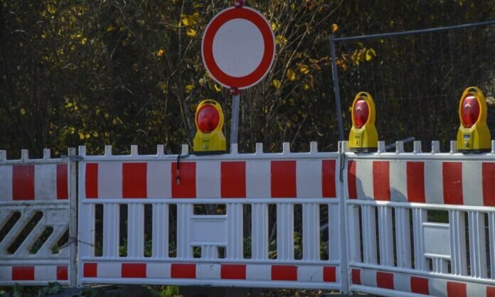 construction-site-ga29c32bf8_1920