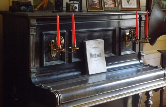 piano-gd8bc820a2_1920