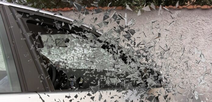 car-accident-g7bc6c260d_1280