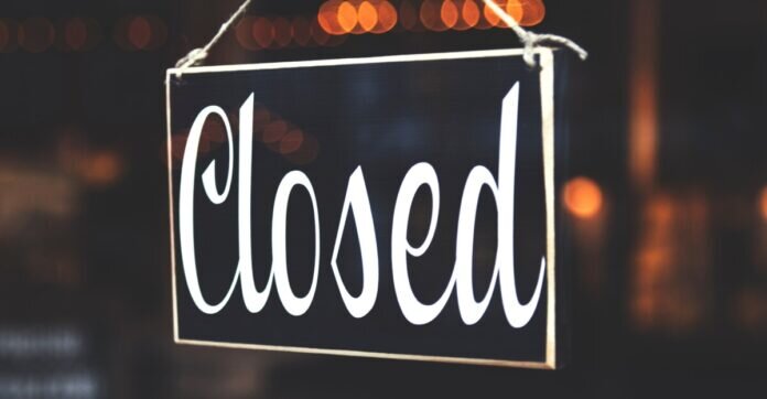 pexels-tim-mossholder-942304