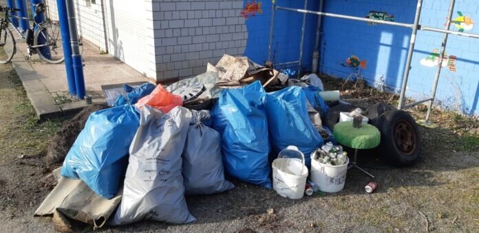 ua_müllsammelaktion22_god__jörg_pommeranz