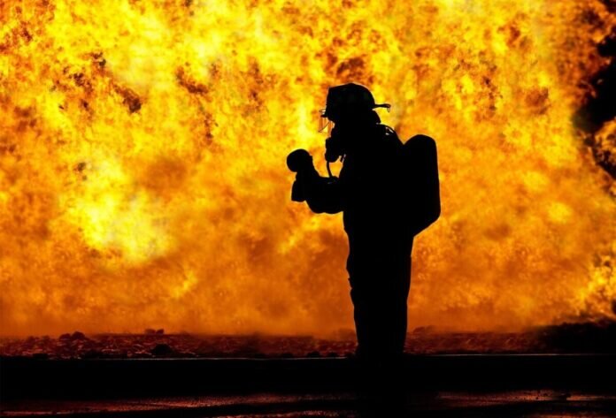 firefighter-g5fa9974f9_1280