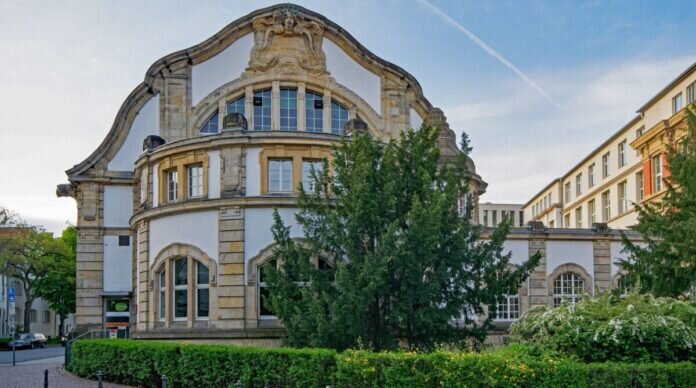 technical-university-g11676761e_1920