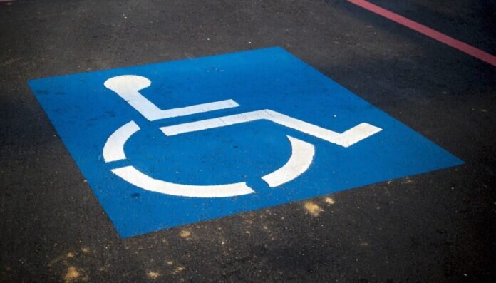 handicap-parking-g3f2b2dae7_1920