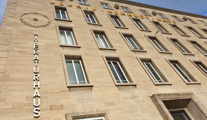 csm_LH_Schriftzug_f0e256d7b6