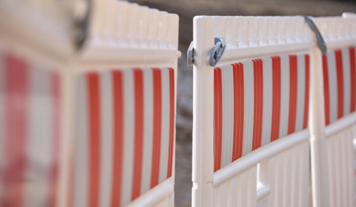 csm_Absperrung_Quelle_shutterstock_franconiaphoto_ca2f2a7915