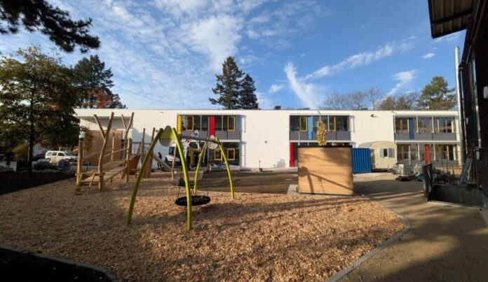 csm_Heinrich-Heine-Schule_Einweihung_20251112_4_Quelle_IDA_0a6d6de8aa