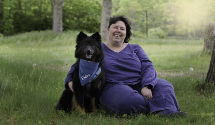 csm_Vorlesehund_Eléva_mit_Frau_Eilenstein_Quelle_Privat_e1ca9969c7